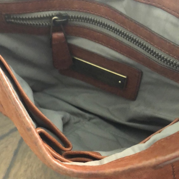 Olivia Harris soft lamb leather shoulder bag - Picture 4 of 5